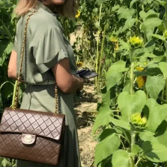 Chanel Double Flap (Medium Tall) - Picture 9 of 9